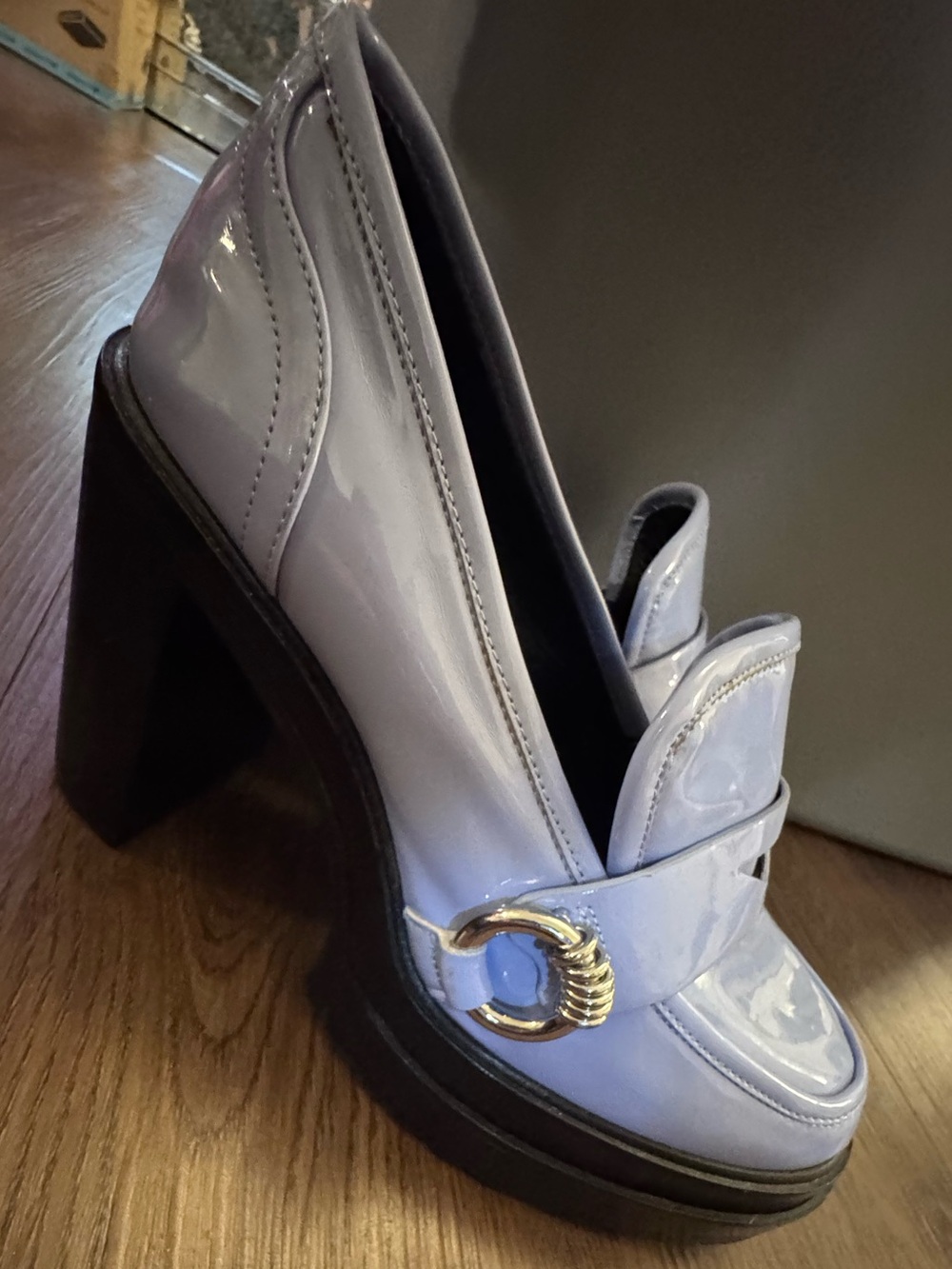 Gianni Bini Light Blue Patent Platform Loafers with Gold Ring - Picture 2 of 6